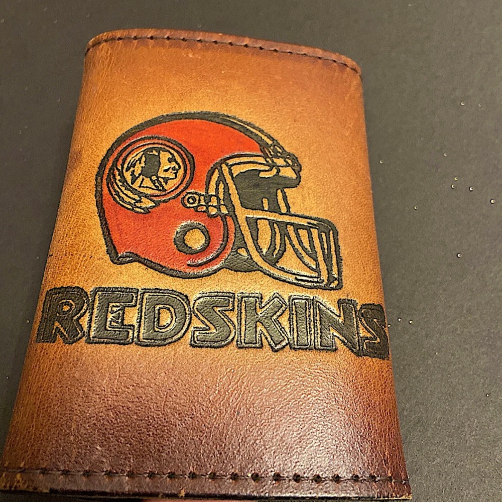 Vintage Washington Commanders Brown Leather  Red Helmet Letters Wallet Tri-Fold